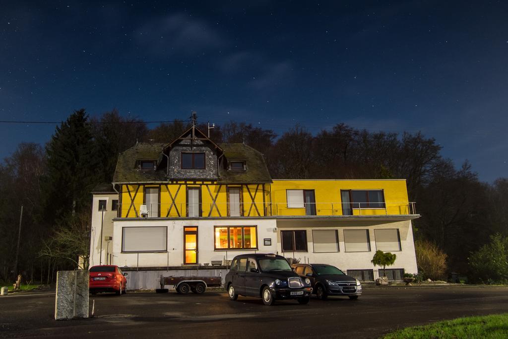 Hotel The Venue Frankfurt-Hahn Airport Hirschfeld Exterior foto